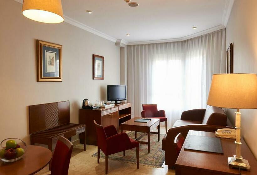 اتاق استاندارد سه نفره, Suites Barrio De Salamanca