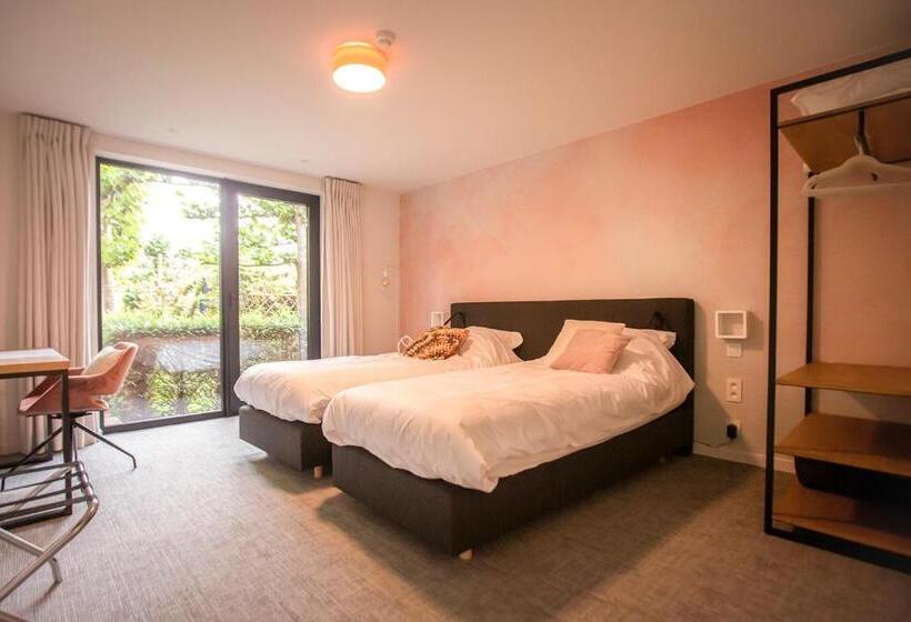 Номер Стандарт, B&b Elementum