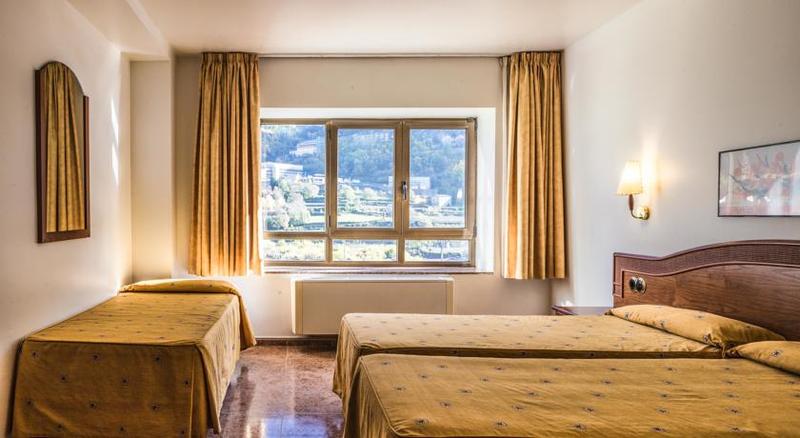 اتاق سوپریور سه تخته, Cervol by Nexta