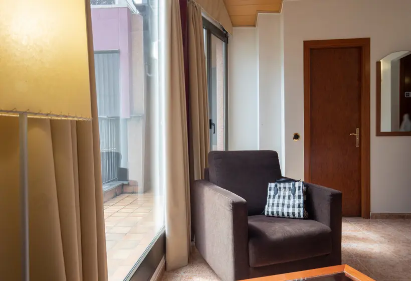 اتاق استاندارد, Cervol by Nexta