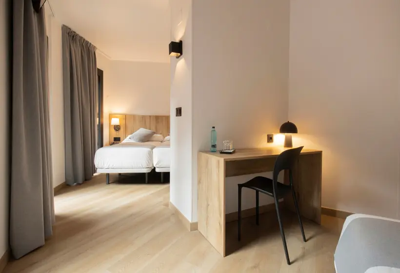 اتاق سوپریور سه تخته, Cervol by Nexta