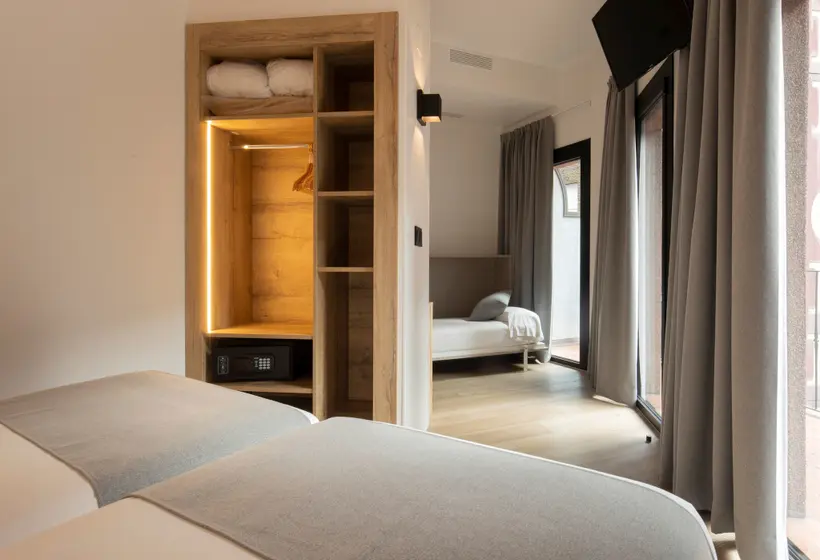 اتاق سوپریور سه تخته, Cervol by Nexta