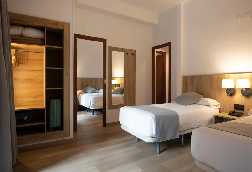 اتاق استاندارد چهار تخته, Cervol by Nexta