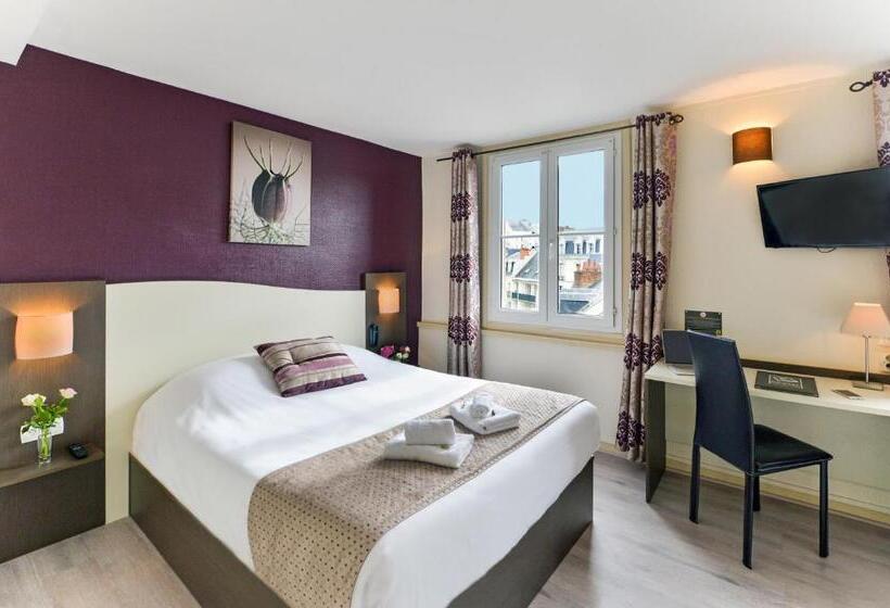 غرفة قياسية ثلاثية, Cristal Hôtel Restaurant   Logis Hotels