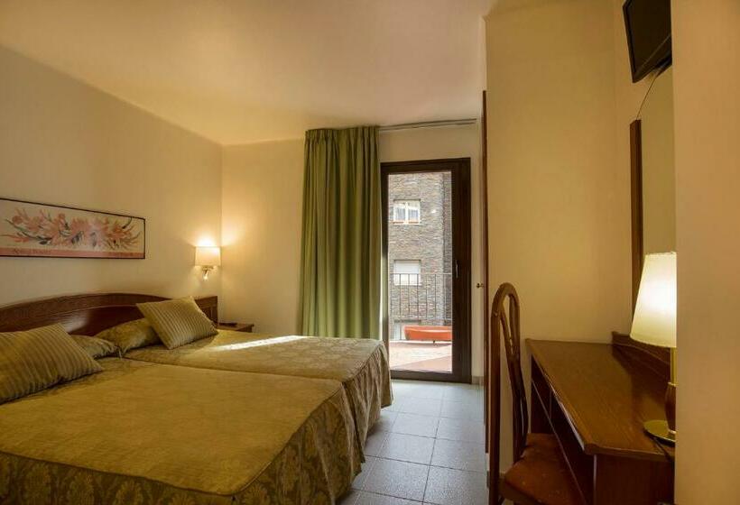 اتاق استاندارد, Cervol by Nexta