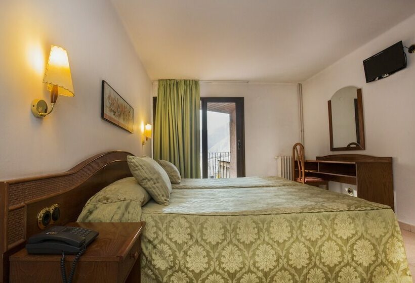 اتاق استاندارد, Cervol by Nexta