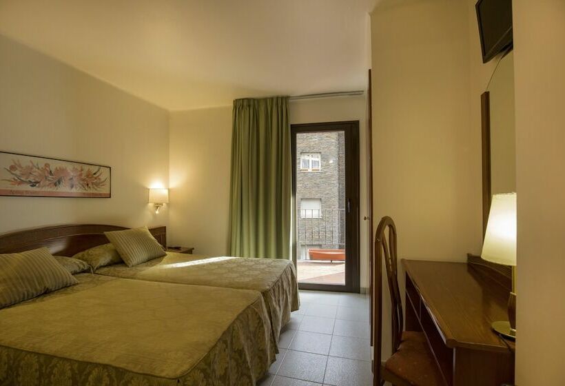 اتاق استاندارد, Cervol by Nexta