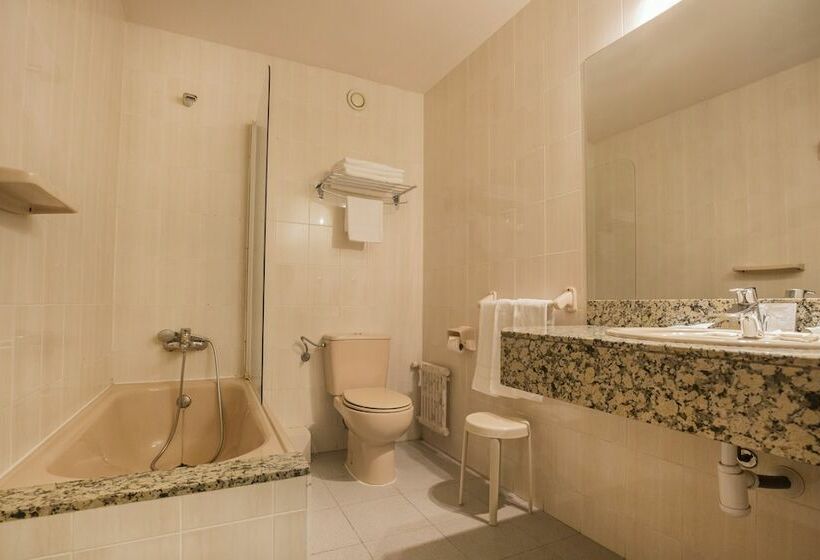 اتاق استاندارد یک نفره, Cervol by Nexta