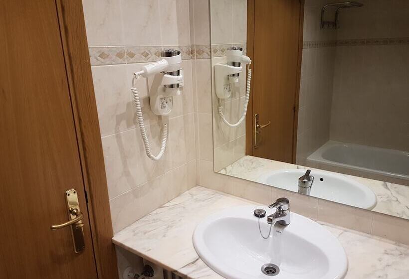 اتاق استاندارد, Guineu