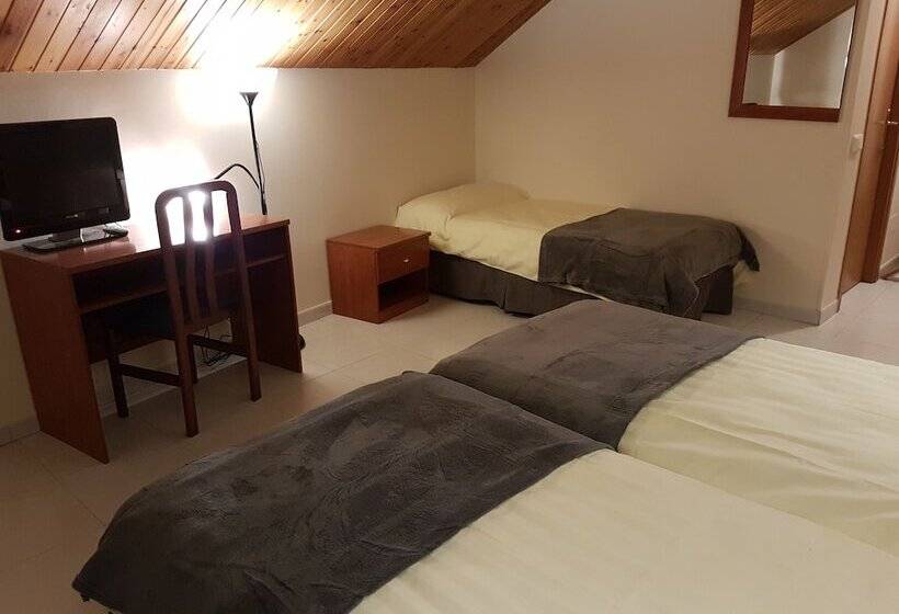 اتاق استاندارد سه نفره, Guineu