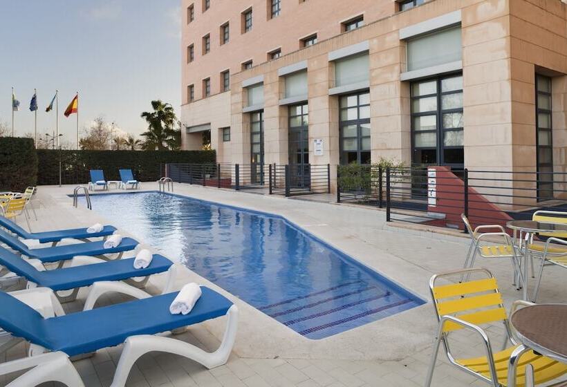 غرفة قياسية, Holiday Inn Express Ciudad De Las Ciencias, An Ihg