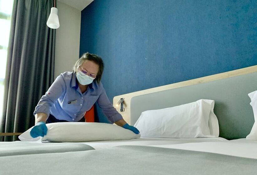 اتاق استاندارد, Holiday Inn Express Ciudad De Las Ciencias, An Ihg