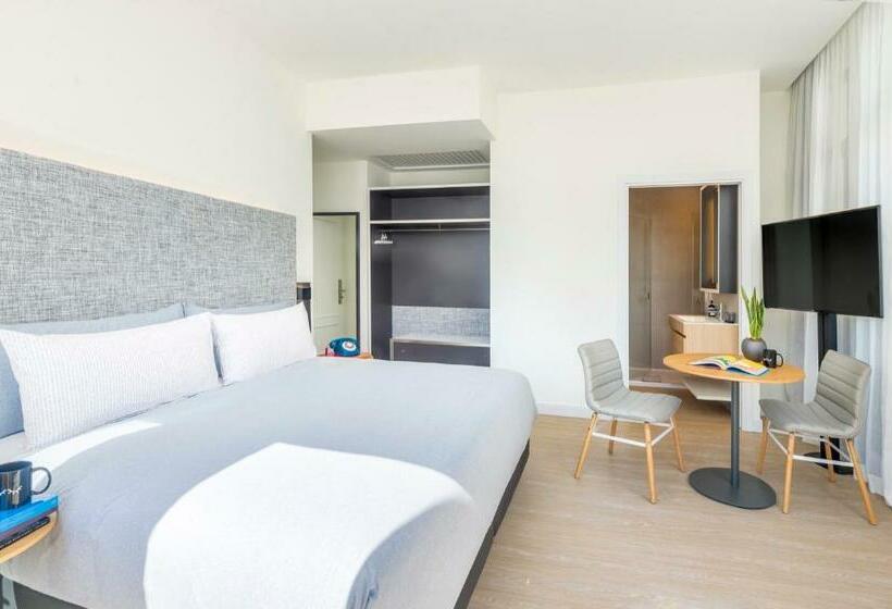 اتاق استاندارد با چشم‌انداز, Innside by Meliá Madrid Gran Vía