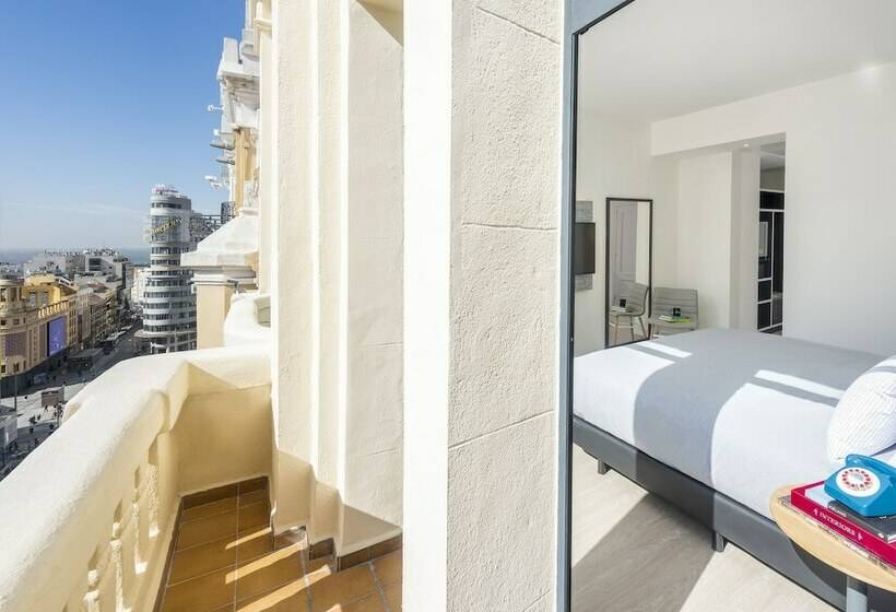اتاق استاندارد با چشم‌انداز, Innside by Meliá Madrid Gran Vía