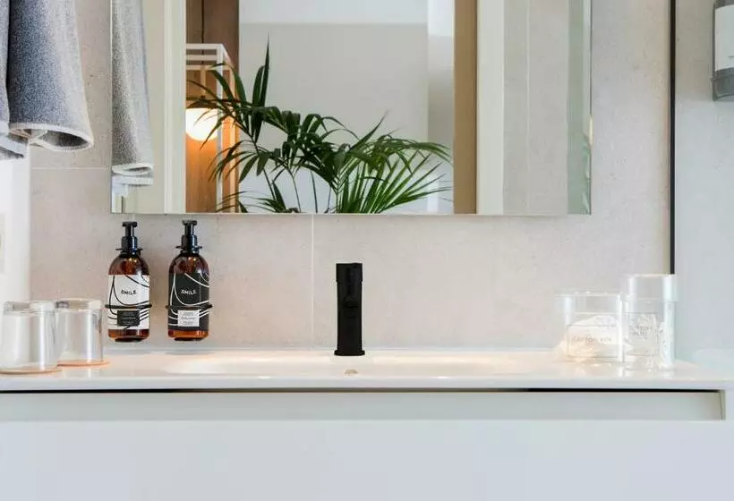 スタンダードコネクティングルーム, Innside by Meliá Madrid Gran Vía