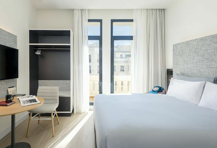 اتاق استاندارد تودرتو, Innside by Meliá Madrid Gran Vía
