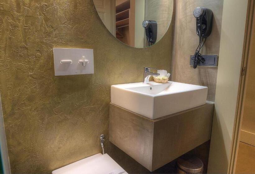 اتاق استاندارد, Los Patios