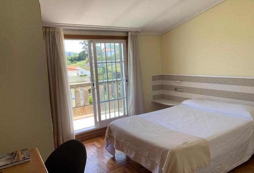 اتاق استاندارد با بالکن, Miramar