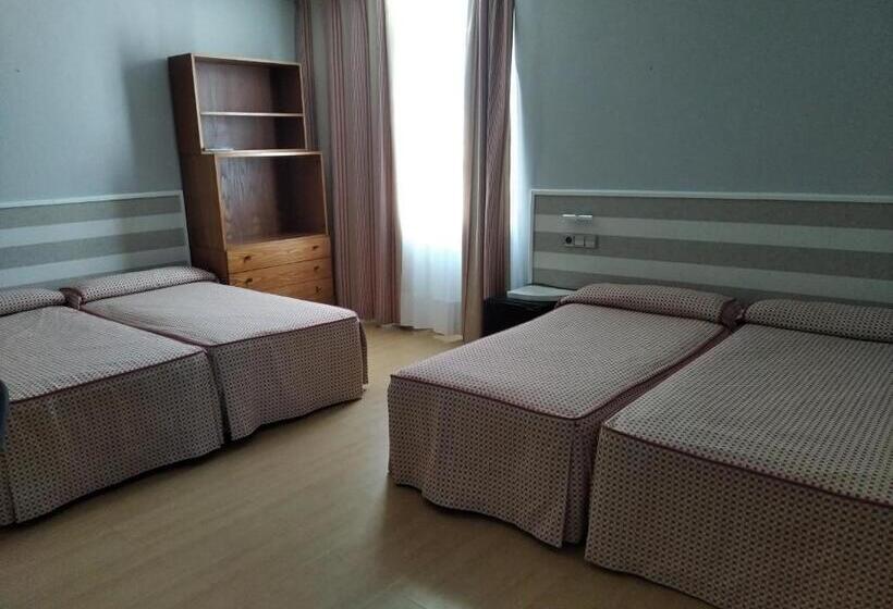 اتاق استاندارد چهار تخته, Miramar