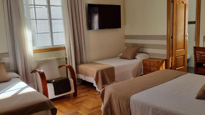 اتاق استاندارد چهار تخته, Miramar