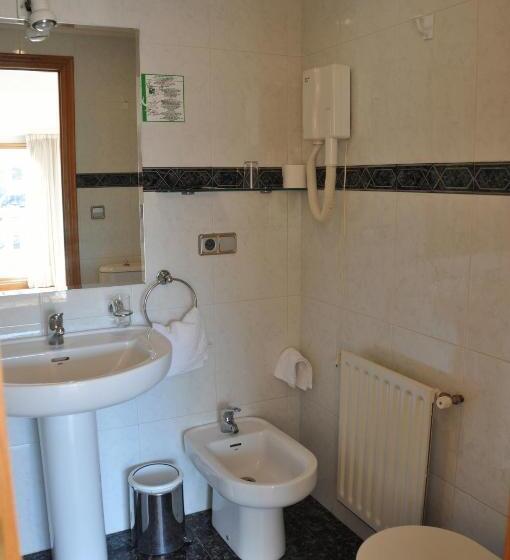 اتاق استاندارد سه نفره, Miramar