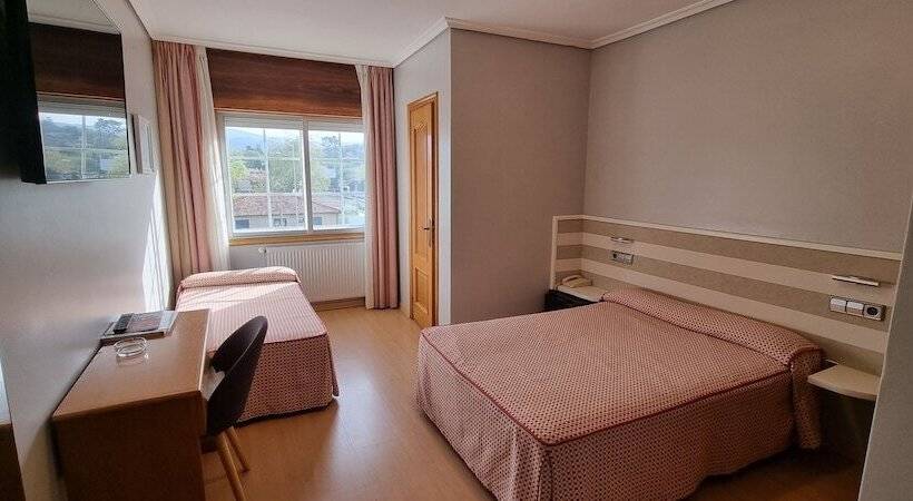 اتاق استاندارد سه نفره, Miramar