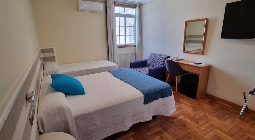 اتاق استاندارد سه نفره, Miramar