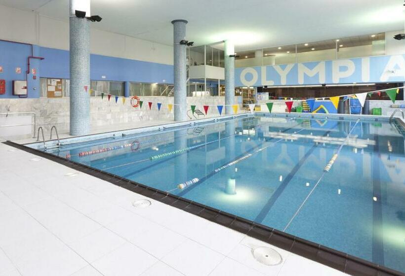 غرفة قياسية, Olympia Valencia
