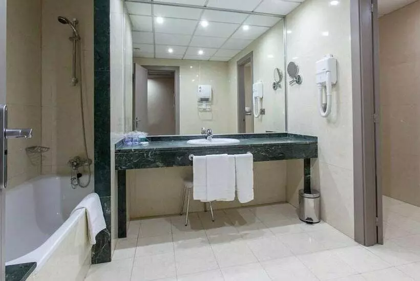 اتاق استاندارد, Olympia Valencia