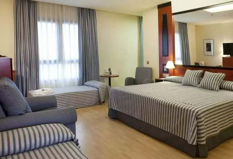 اتاق استاندارد سه نفره, Olympia Valencia