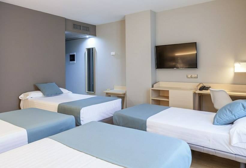 חדר סטנדרט לארבעה, Olympia Valencia