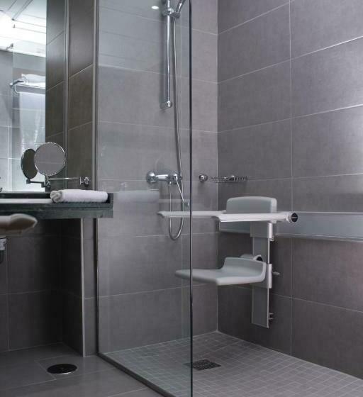 חדר סטנדרט מותאם לאדם עם מוגבלויות, Olympia Valencia