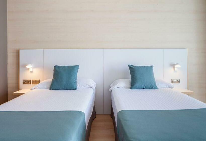 חדר סטנדרט מותאם לאדם עם מוגבלויות, Olympia Valencia