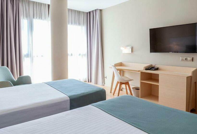 חדר סטנדרט מותאם לאדם עם מוגבלויות, Olympia Valencia