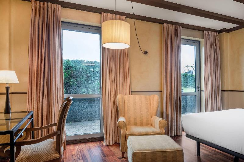 デラックスルーム, Palacio Del Carmen, Autograph Collection