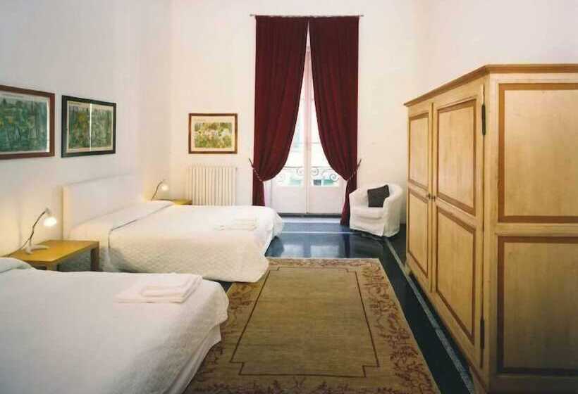 Háromágyas Standard Szoba, Palazzo Cicala