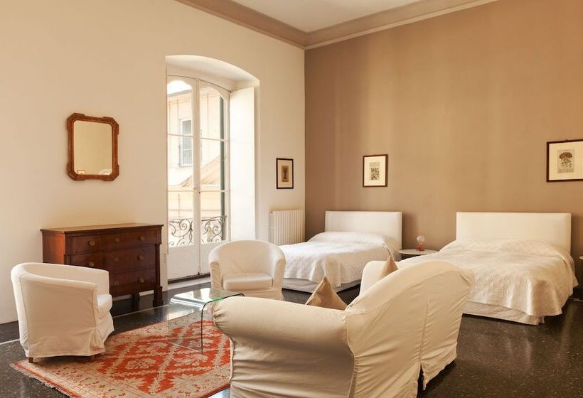 Négyágyas Standard Szoba, Palazzo Cicala