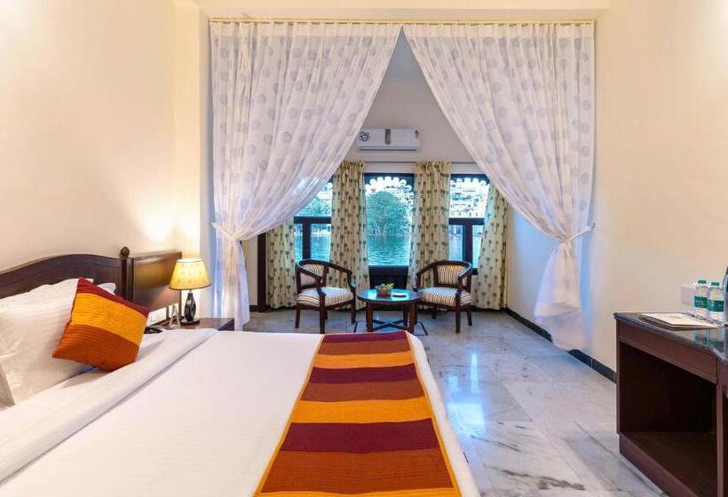 Suite with lake view, Sarovar   Lake Facing Boutique Hotel On Lake Pichola