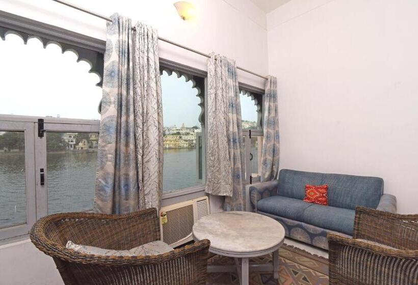 Suite with lake view, Sarovar   Lake Facing Boutique Hotel On Lake Pichola