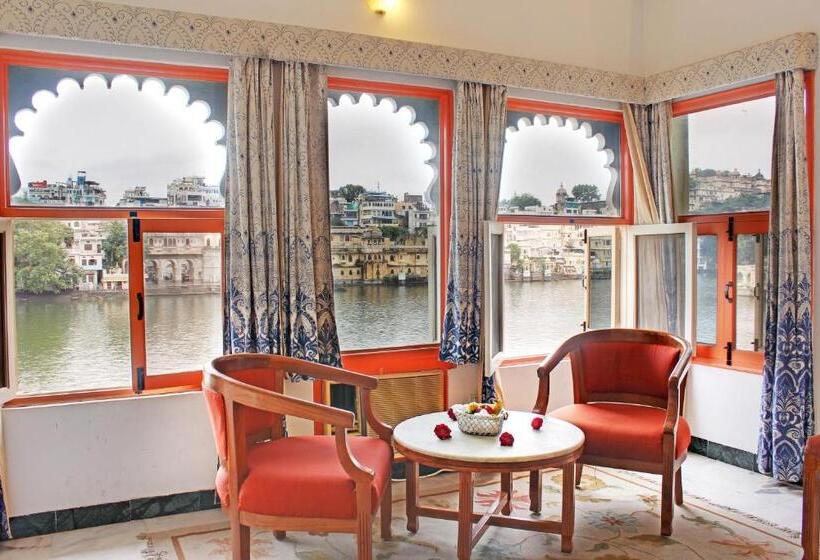 Superior room with lake view, Sarovar   Lake Facing Boutique Hotel On Lake Pichola