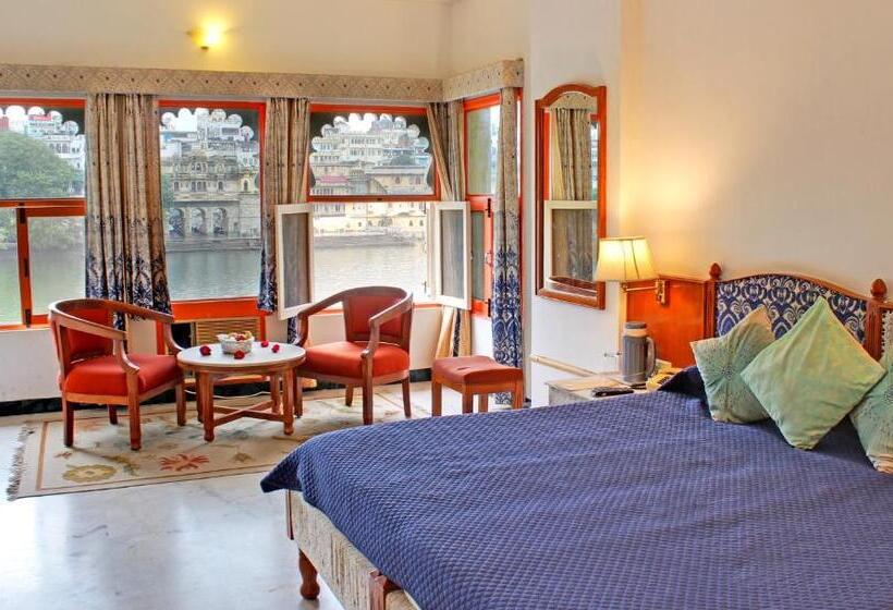 Superior room with lake view, Sarovar   Lake Facing Boutique Hotel On Lake Pichola