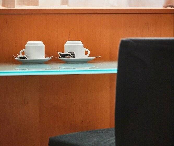 小型俱乐部套房, Silken Atlántida Santa Cruz