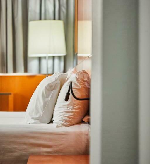 俱乐部房间, Silken Atlántida Santa Cruz