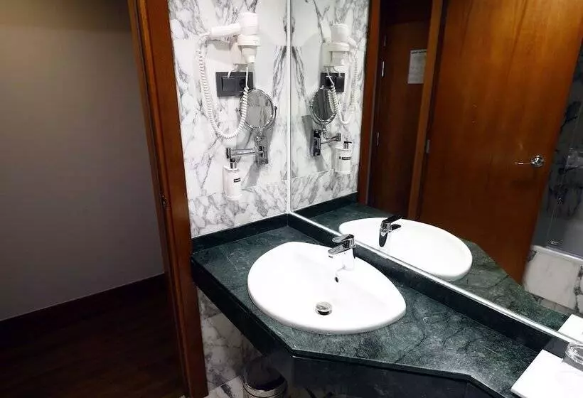 اتاق استاندارد, Travelodge Madrid Coslada Aeropuerto