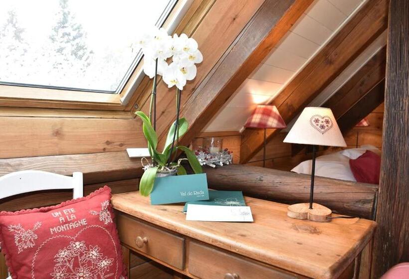 جناح جونيور, Val De Ruda