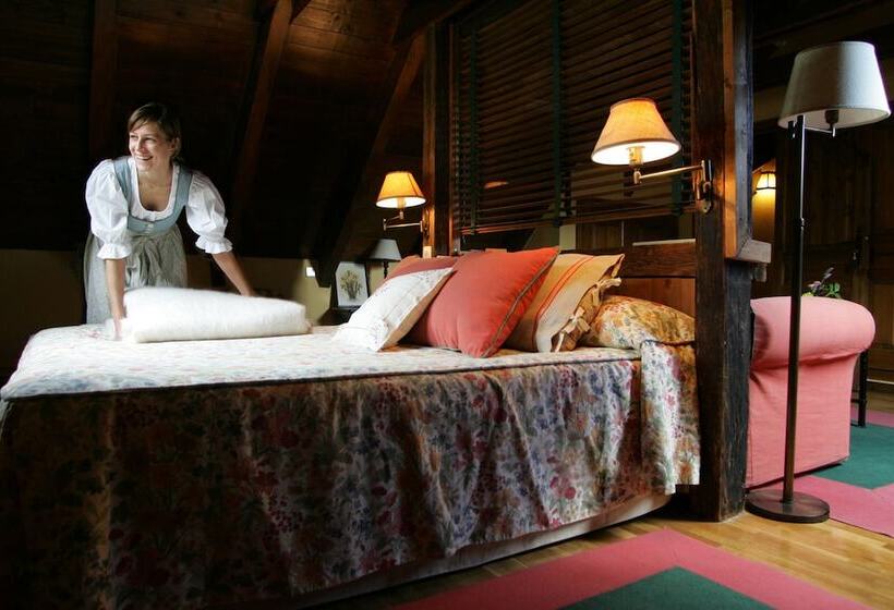 غرفة قياسية ثلاثية, Val De Ruda