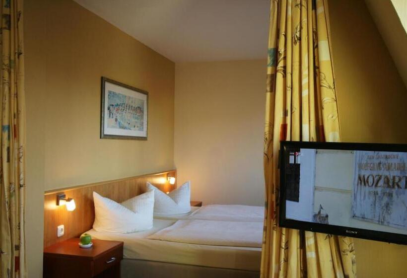 스탠다드 룸, Verdi