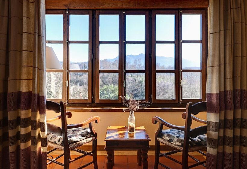 סוויטת ג'וניור, La Montaña Mágica Hotel Rural