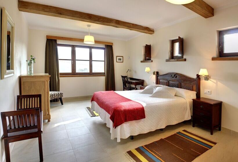 سوییت جونیور, La Montaña Mágica Hotel Rural