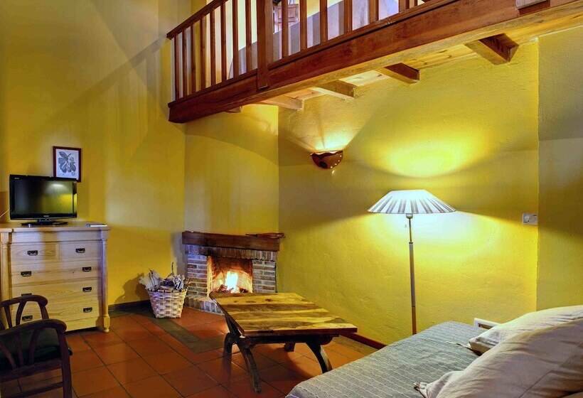 Полулюкс, La Montaña Mágica Hotel Rural